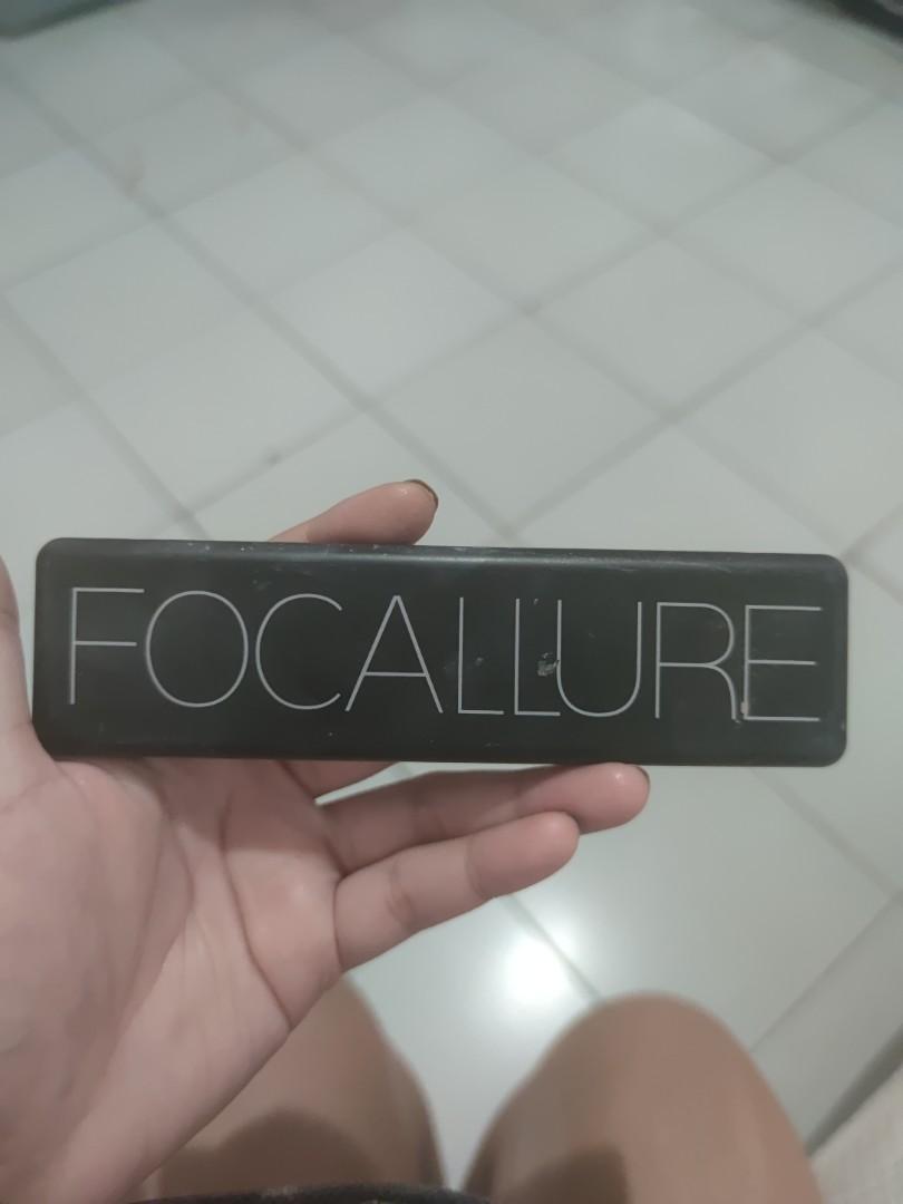 Focallure Eyeshadow Palette Nude Kesehatan Kecantikan Rias Wajah
