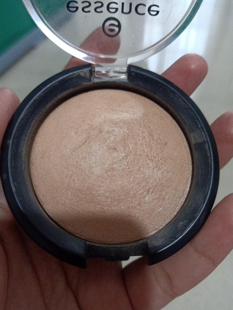 Highlighter Essence Pure Nude Be My Highlight Second Preloved