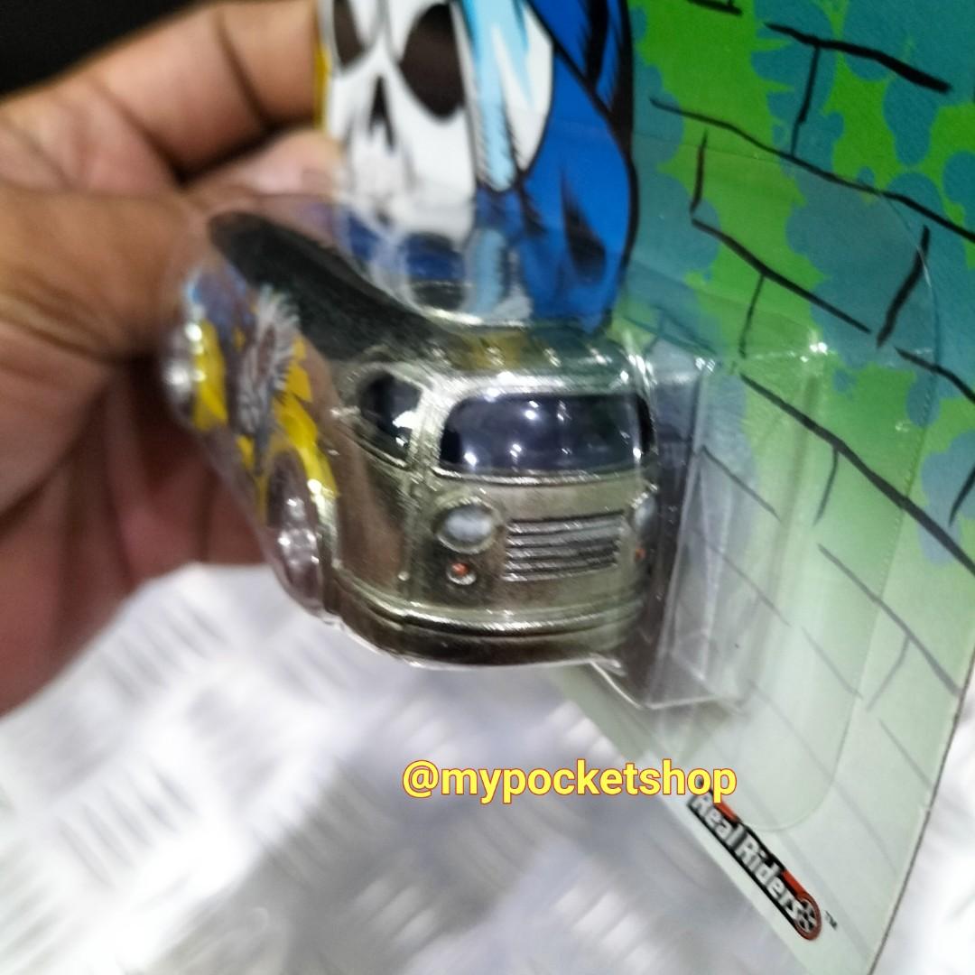 RESERVED Hot Wheels HAULIN GAS Punisher 2016 Hotwheels Pop Culture MARVEL Hobbies