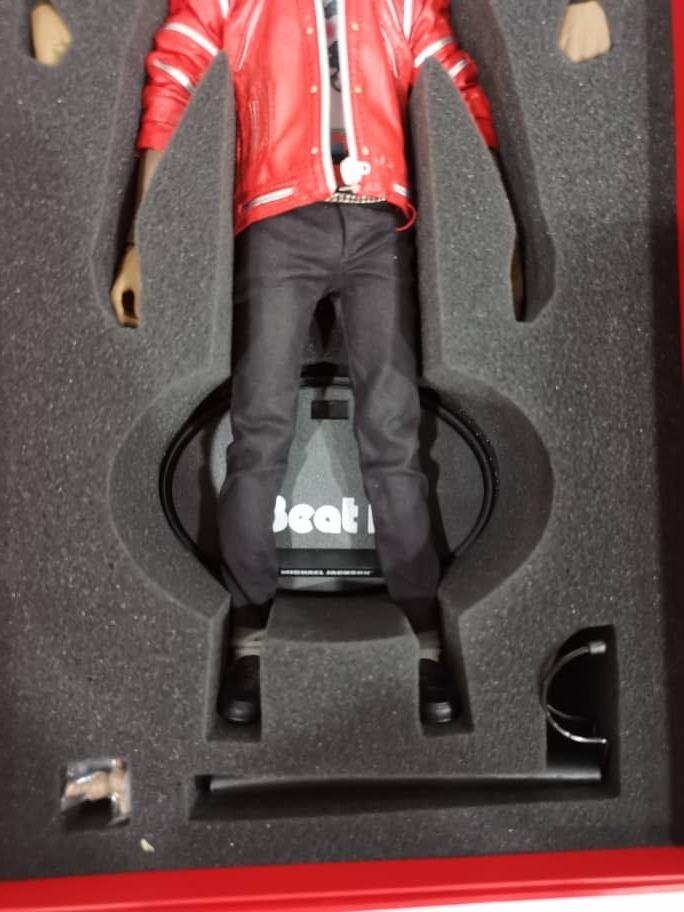 Hot Toys Mis Michael Jackson Beat It Version Th Scale Collectible Figure Hobbies Toys