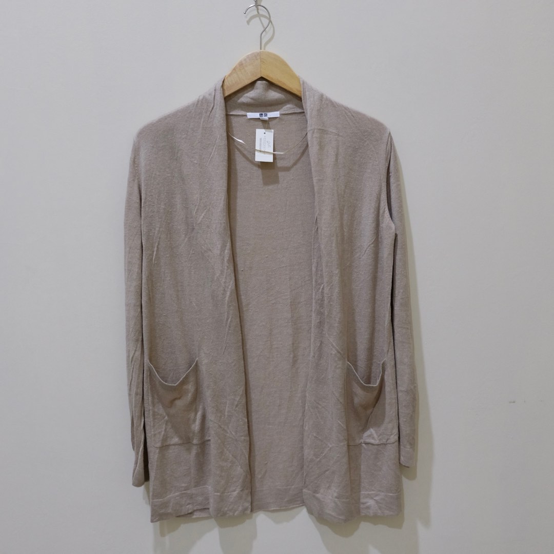 Uniqlo Outer Nude Fesyen Wanita Pakaian Wanita Baju Luaran Di Carousell
