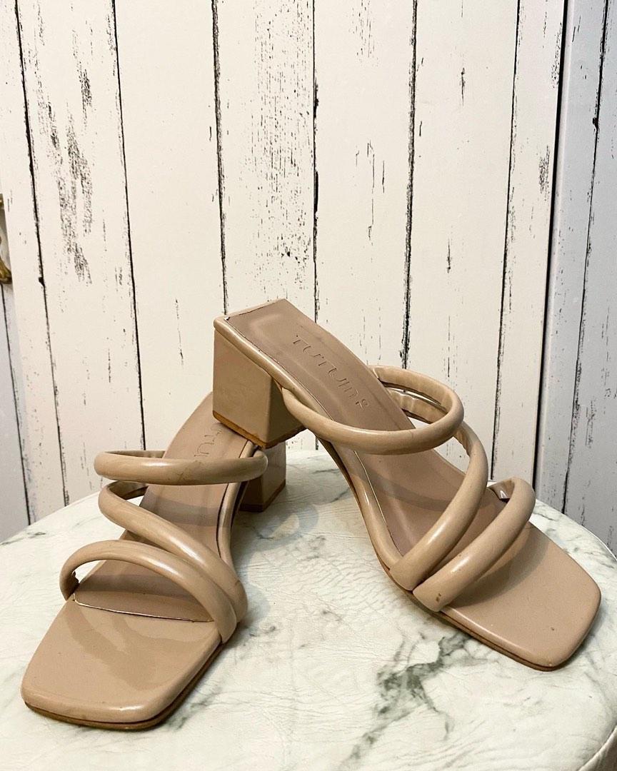 Hq Tutum Nude Block Heels Women S Fashion Footwear Heels On Carousell