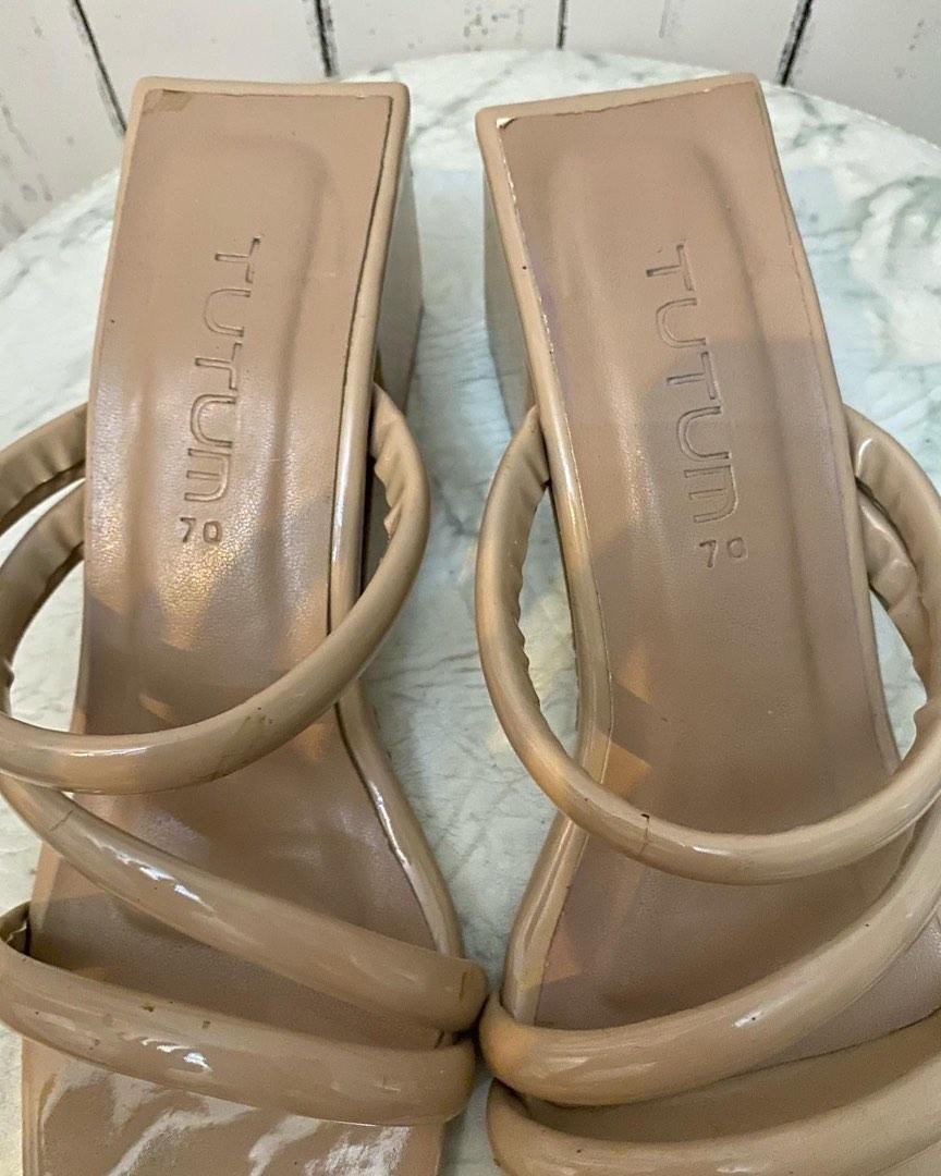 Hq Tutum Nude Block Heels Women S Fashion Footwear Heels On Carousell