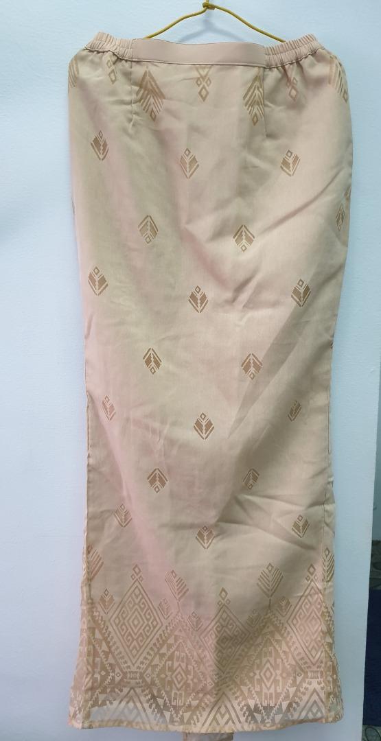 Dareya Kurung In Nude Brown Women S Fashion Muslimah Fashion Baju