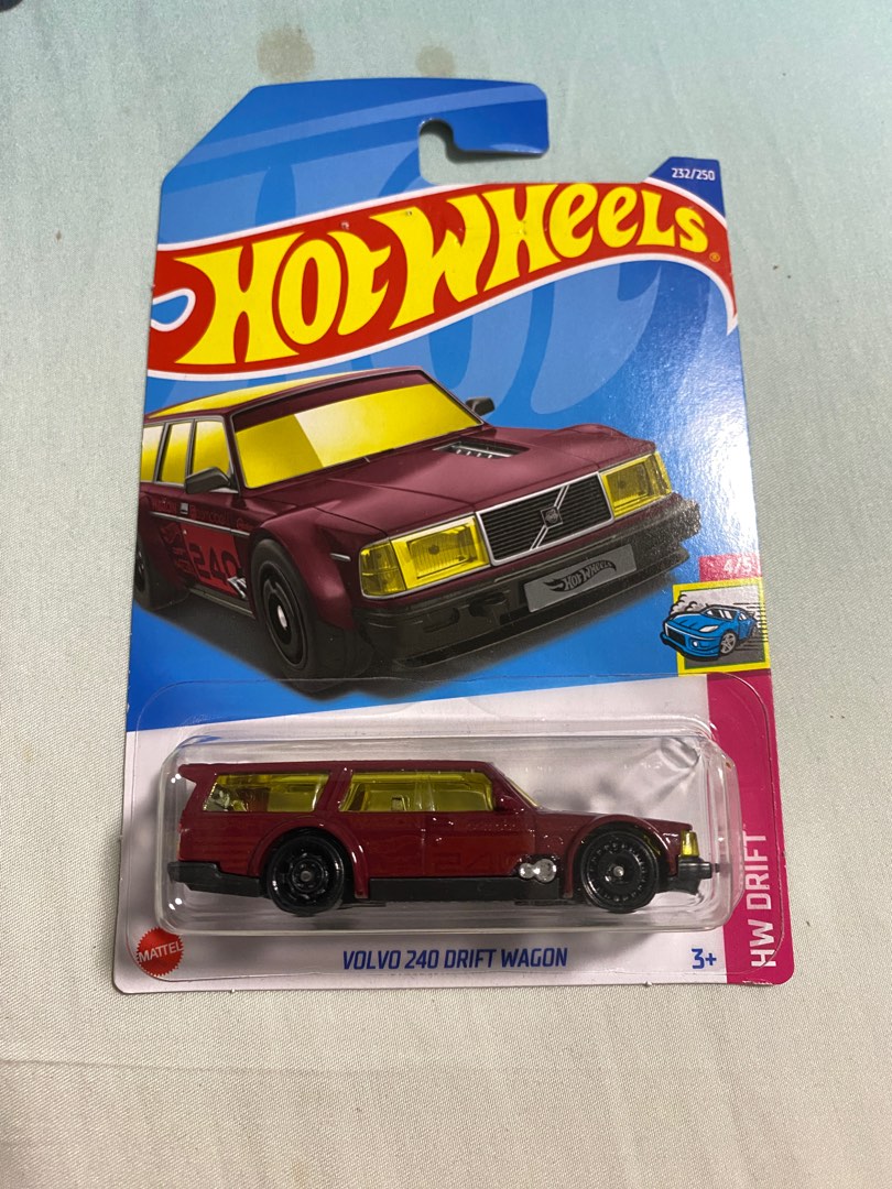 Hot Wheels Volvo 240 Drift Wagon Hobbies Toys Toys Games On Carousell