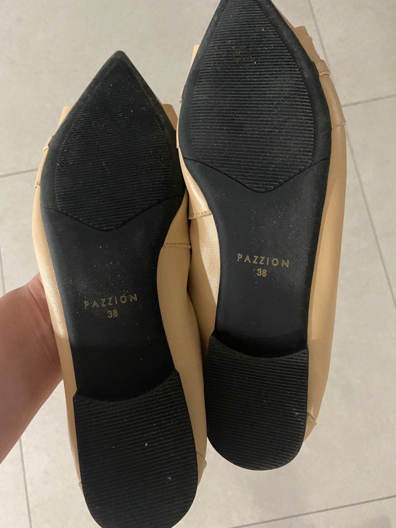 Pazzion Mayfair Ruched Pointed Toe Flats Women S Fashion Footwear