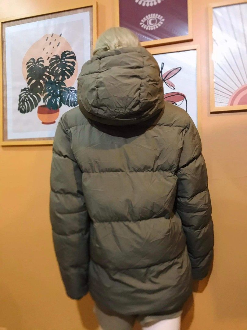 GU UNIQLO NUDE PUFFER JACKET Women S Fashion Coats Jackets And Outerwear On Carousell