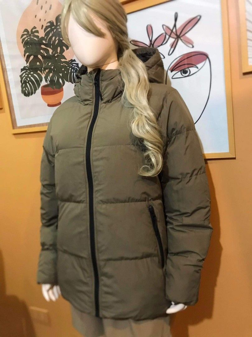 GU UNIQLO NUDE PUFFER JACKET Women S Fashion Coats Jackets And Outerwear On Carousell
