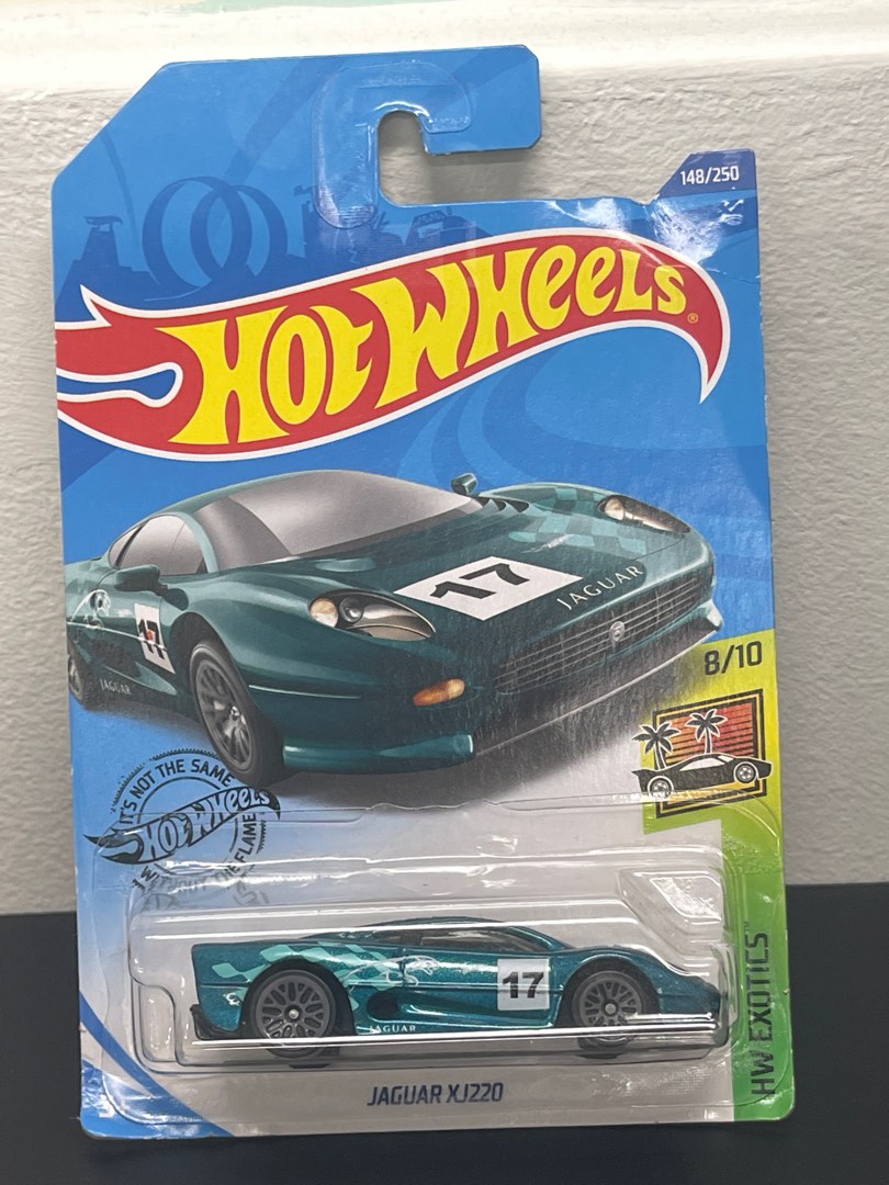 Hot Wheels Jaguar Xj Hw Exotics Hobbies Toys Toys Games On Carousell