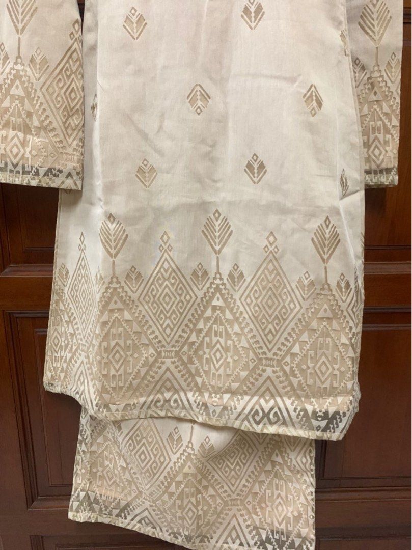Wanzar Dareya Kurung In Nude Brown Women S Fashion Muslimah Fashion
