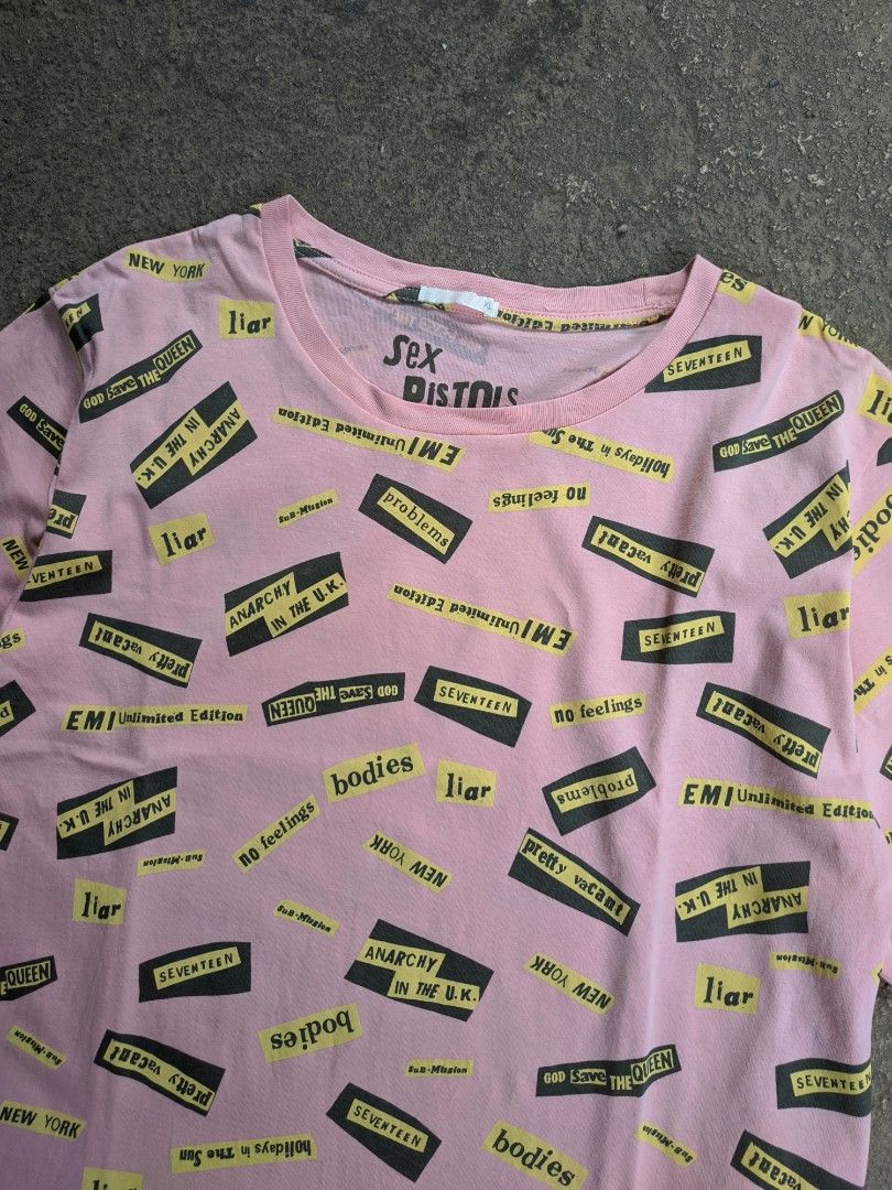 Gu Uniqlo Sex Pistol Band Tshirt Fesyen Wanita Pakaian Wanita