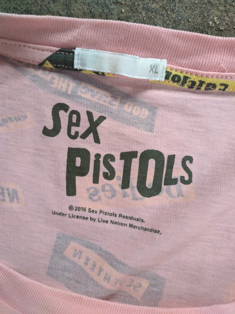 Gu Uniqlo Sex Pistol Band Tshirt Fesyen Wanita Pakaian Wanita