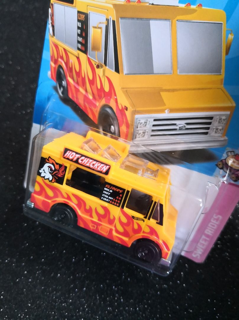 Hot Wheels Quick Bite Food Truck Yellow Hobbies Toys Toys Games On Carousell