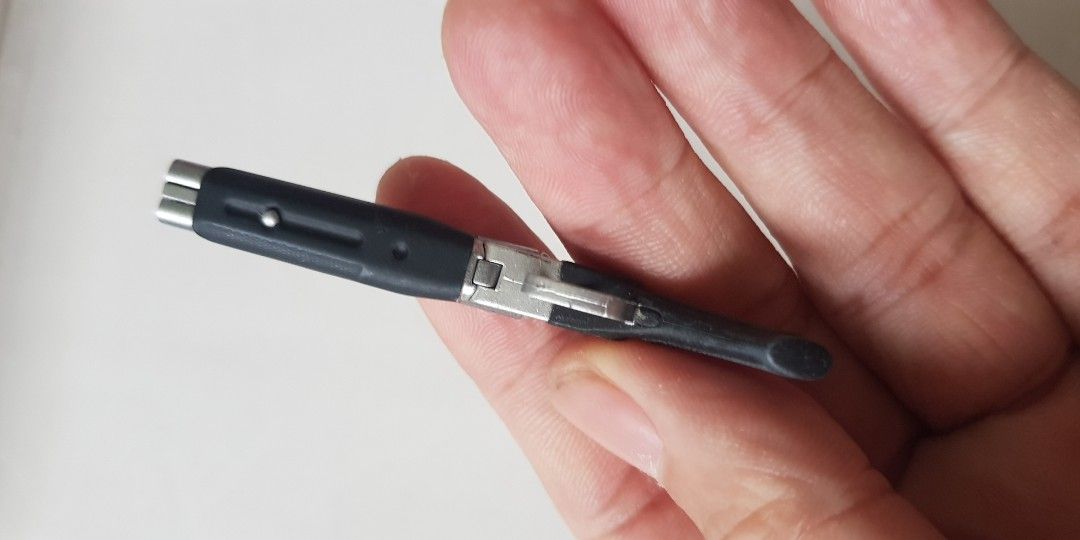 Hot Toys 1 6 Scale Resident Evil Alice Shotgun Hobbies Toys Toys Games On Carousell