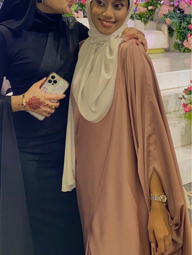 Rent Caftanist Chanela Kaftan In Rose Nude Women S Fashion Muslimah