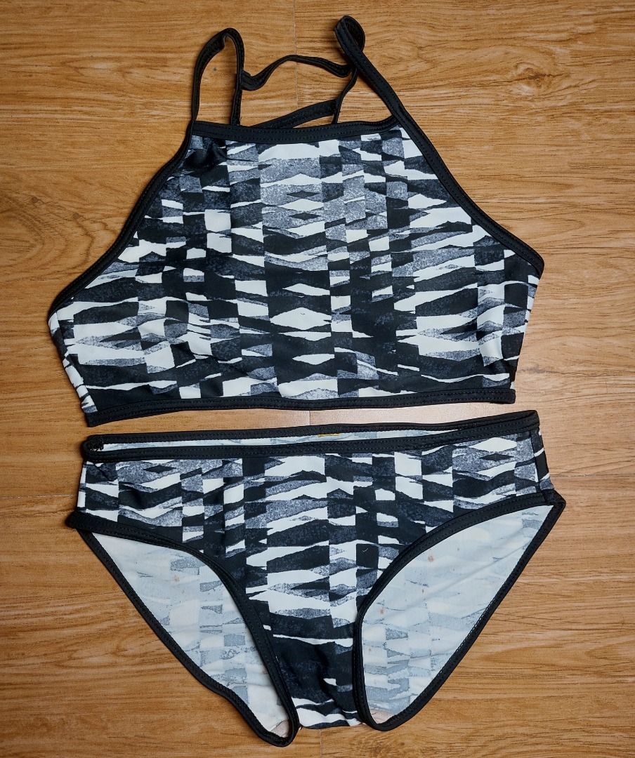 Coco Cabana Black And White Halter Bikini Set Women S Fashion Swimwear Bikinis Swimsuits On