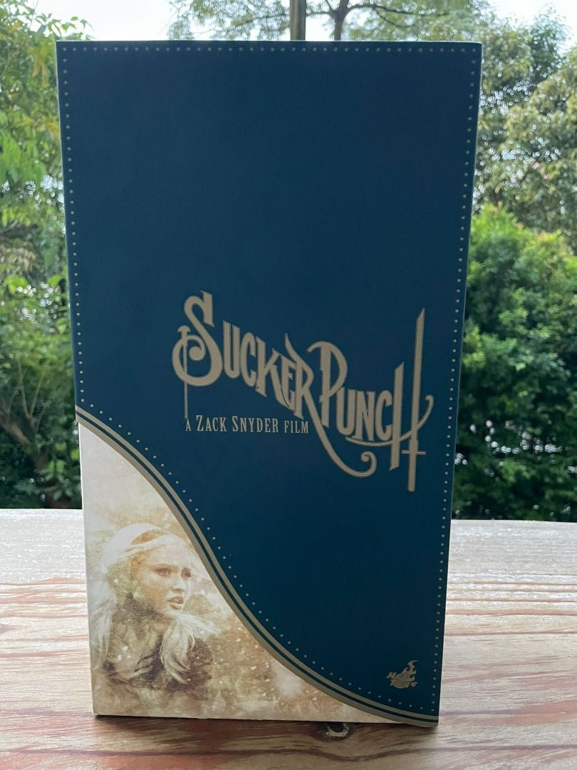 Hot Toys Sucker Punch Babydoll 1 6 Scale Hobbies Toys Toys Games On Carousell