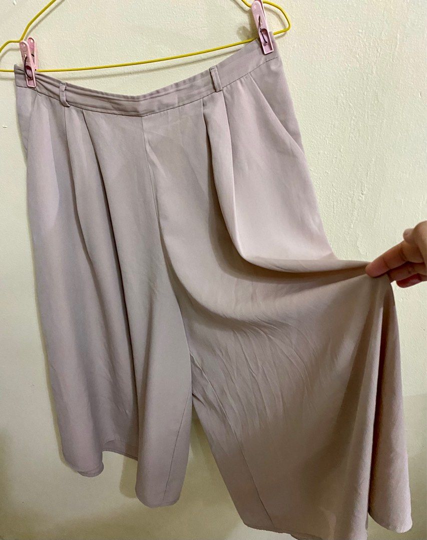 Kulot Pants Nude Fesyen Wanita Pakaian Wanita Bawahan Di Carousell