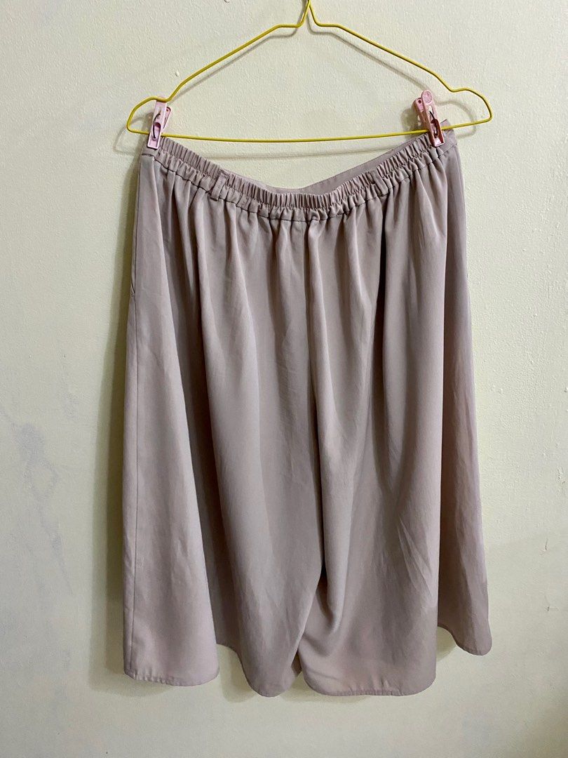 Kulot Pants Nude Fesyen Wanita Pakaian Wanita Bawahan Di Carousell