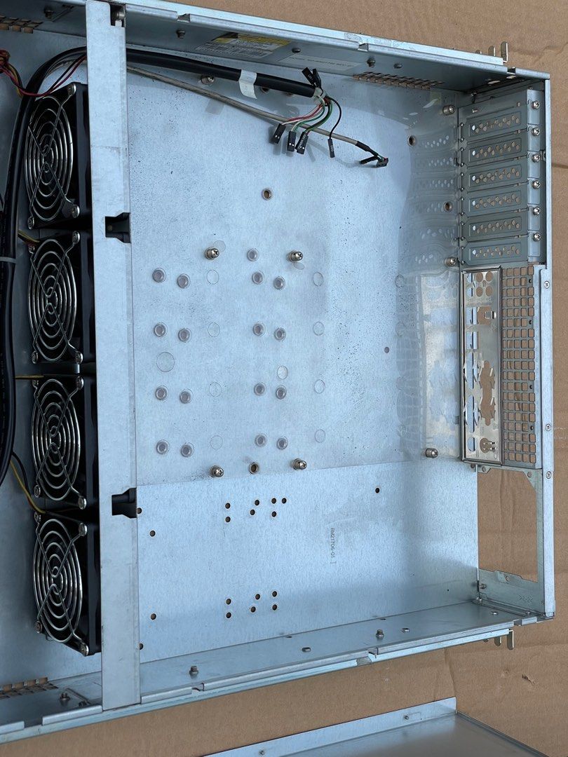 DIY Rack Mount Server Chassis with 6 HDD hot swap bay 電腦科技 商務用科技產品 Carousell