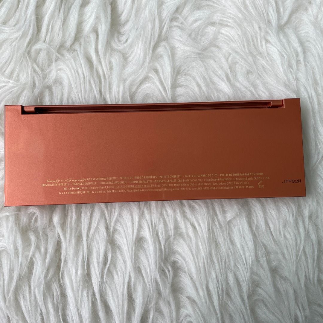 Urban Decay Naked Heat Eyeshadow Palette Kesehatan Kecantikan Rias