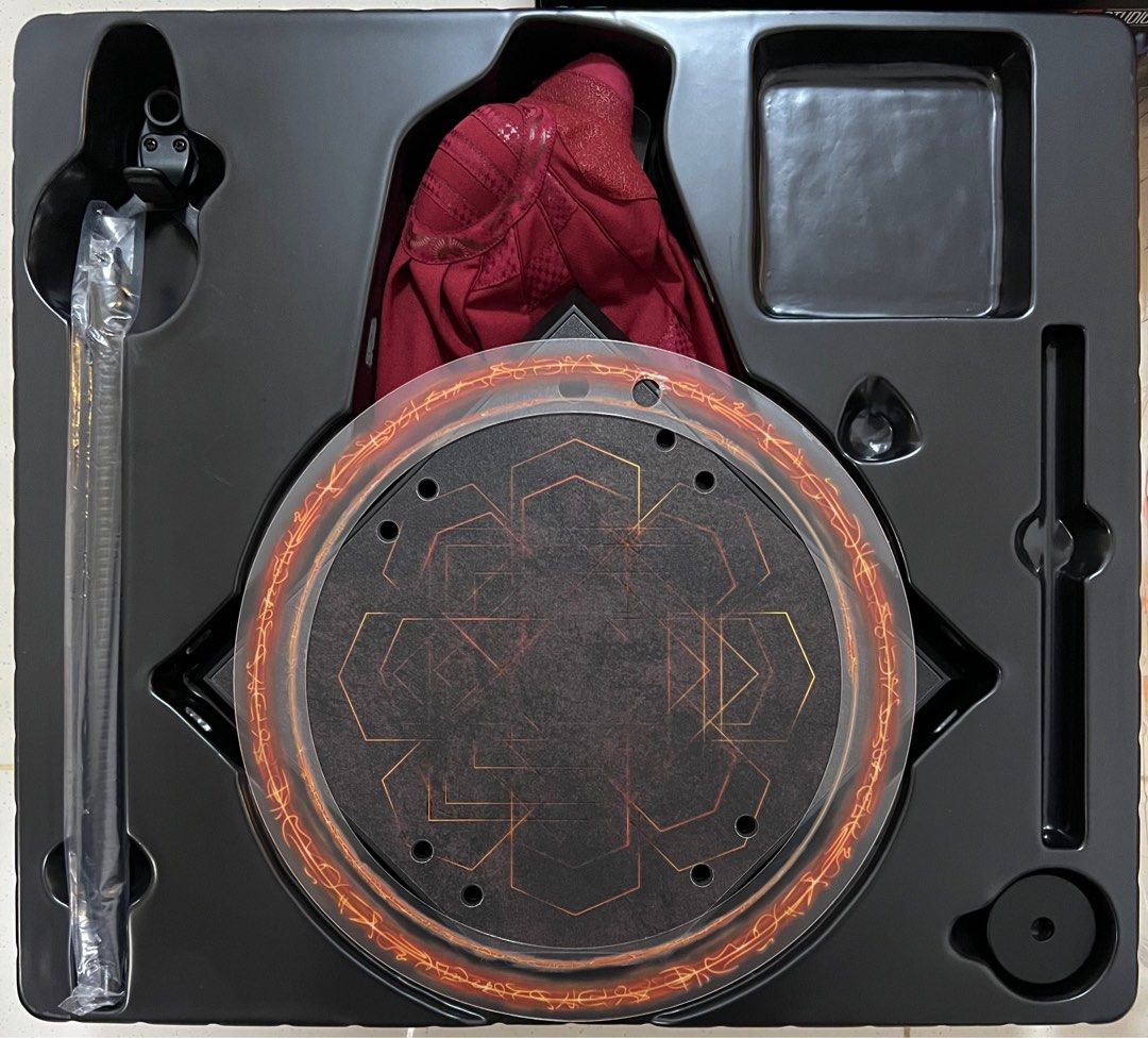 Hot Toys Dr Strange Nwh Incomplete Set Hobbies Toys Toys Games On Carousell