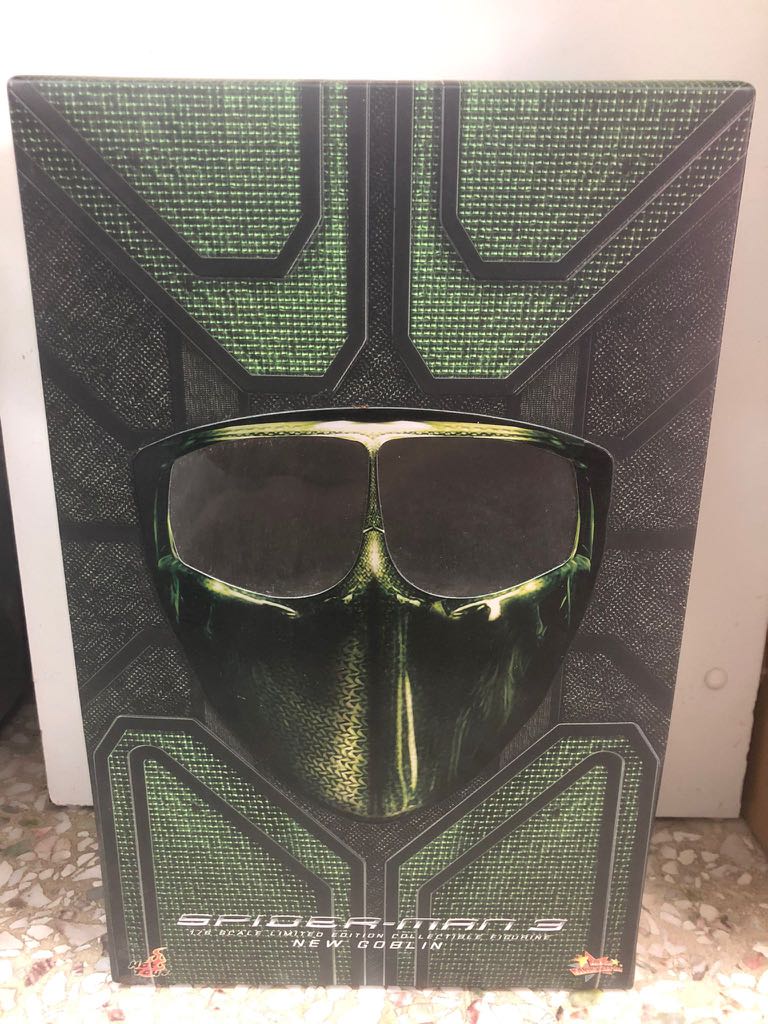 Spider Man New Goblin Th Scale Limited Edition Collectable Hot Toy
