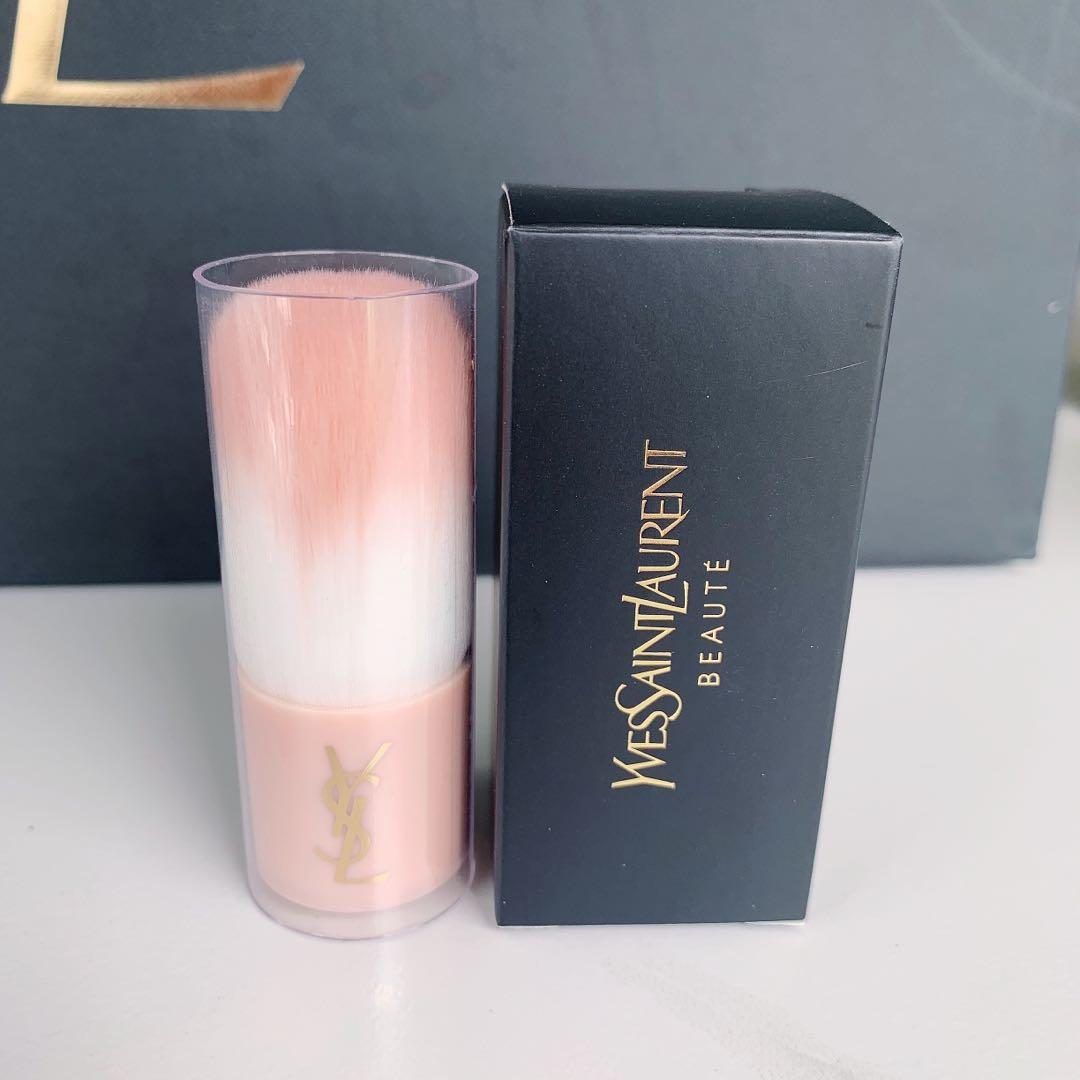 Ysl Kabuki Brush Gold And Nude Beauty Personal Care Face Makeup On