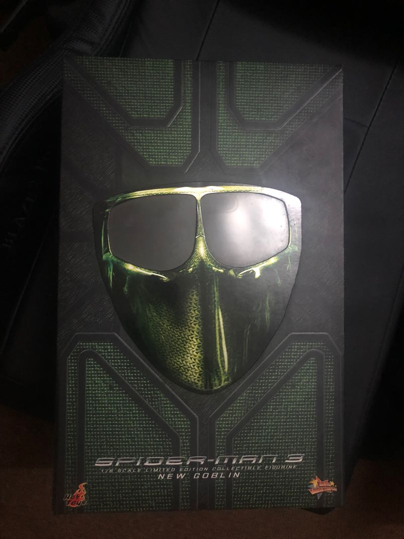 Hot Toys Spiderman New Goblin Harry Osborn On Carousell