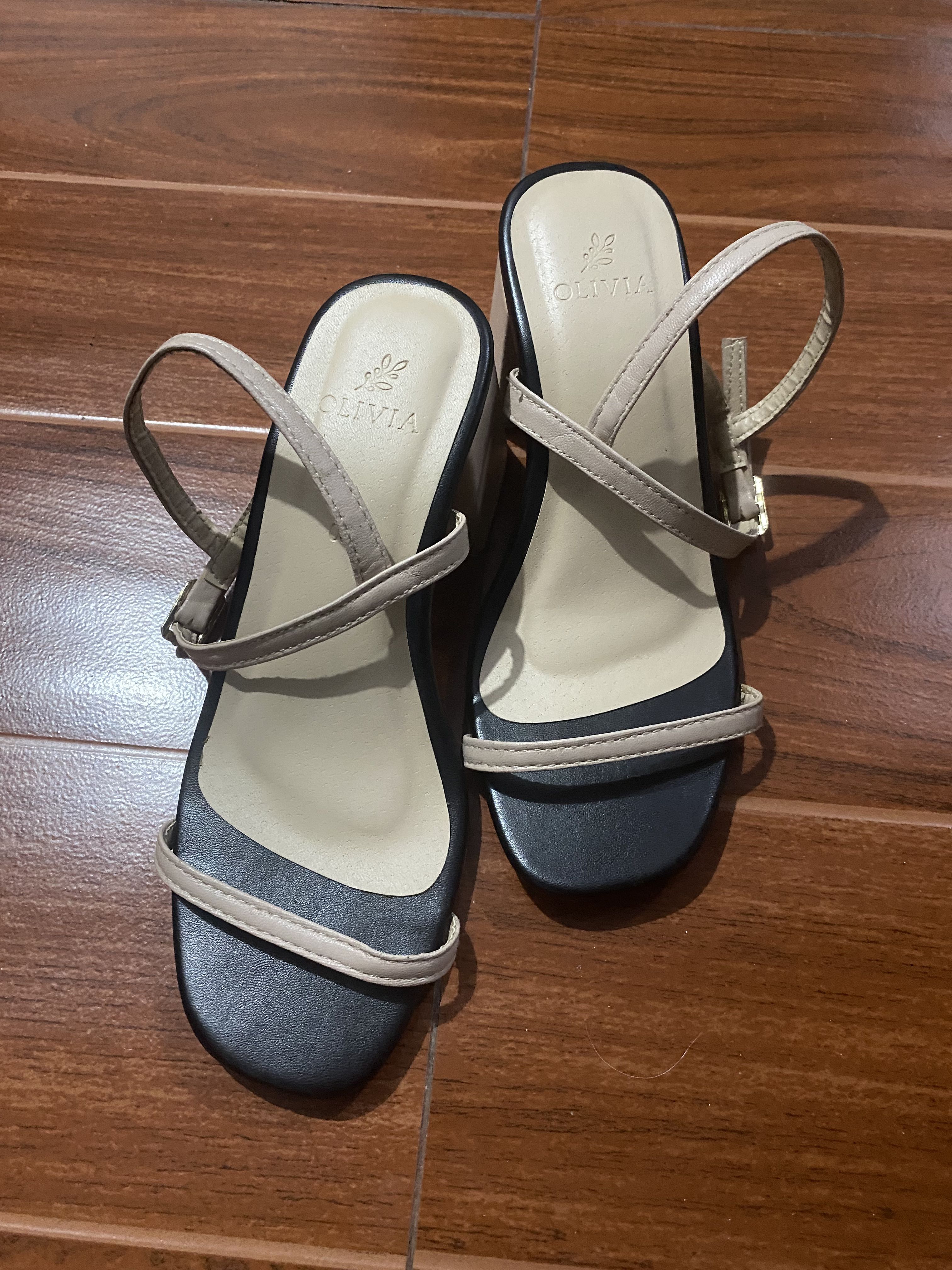 Olivia Mnl Heels Nude And Black Women S Fashion Footwear Flats Sandals On Carousell