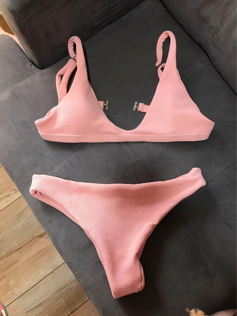 Pink Bikini M L Women S Fashion Swimwear Bikinis Swimsuits On