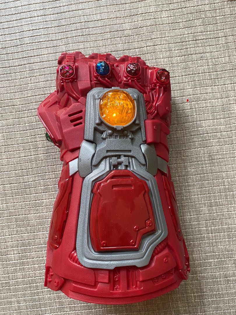 Marvel Avengers Endgame Red Infinity Gauntlet Electronic Fist Roleplay