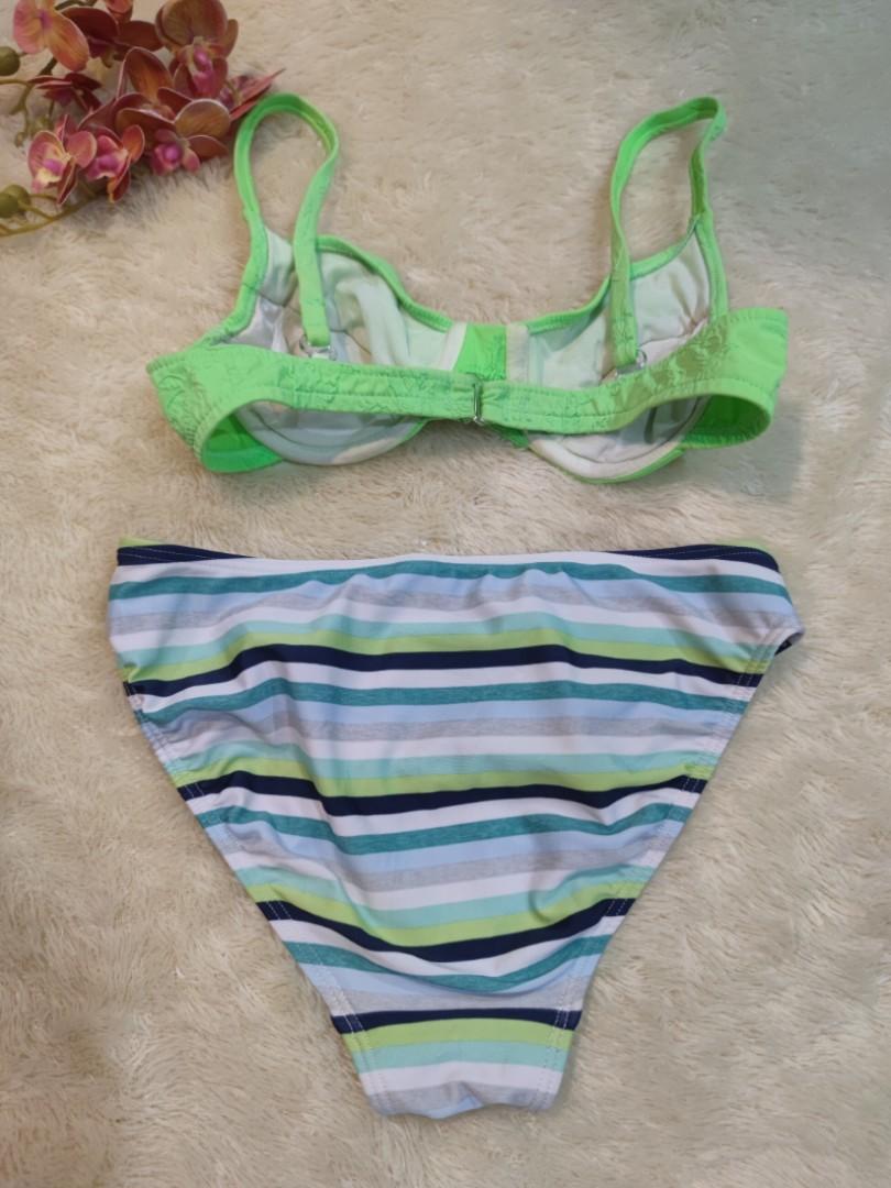 Preloved 1 Set Bikini Pakaian Dalam Wanita BH Berkawat Muat Sampai