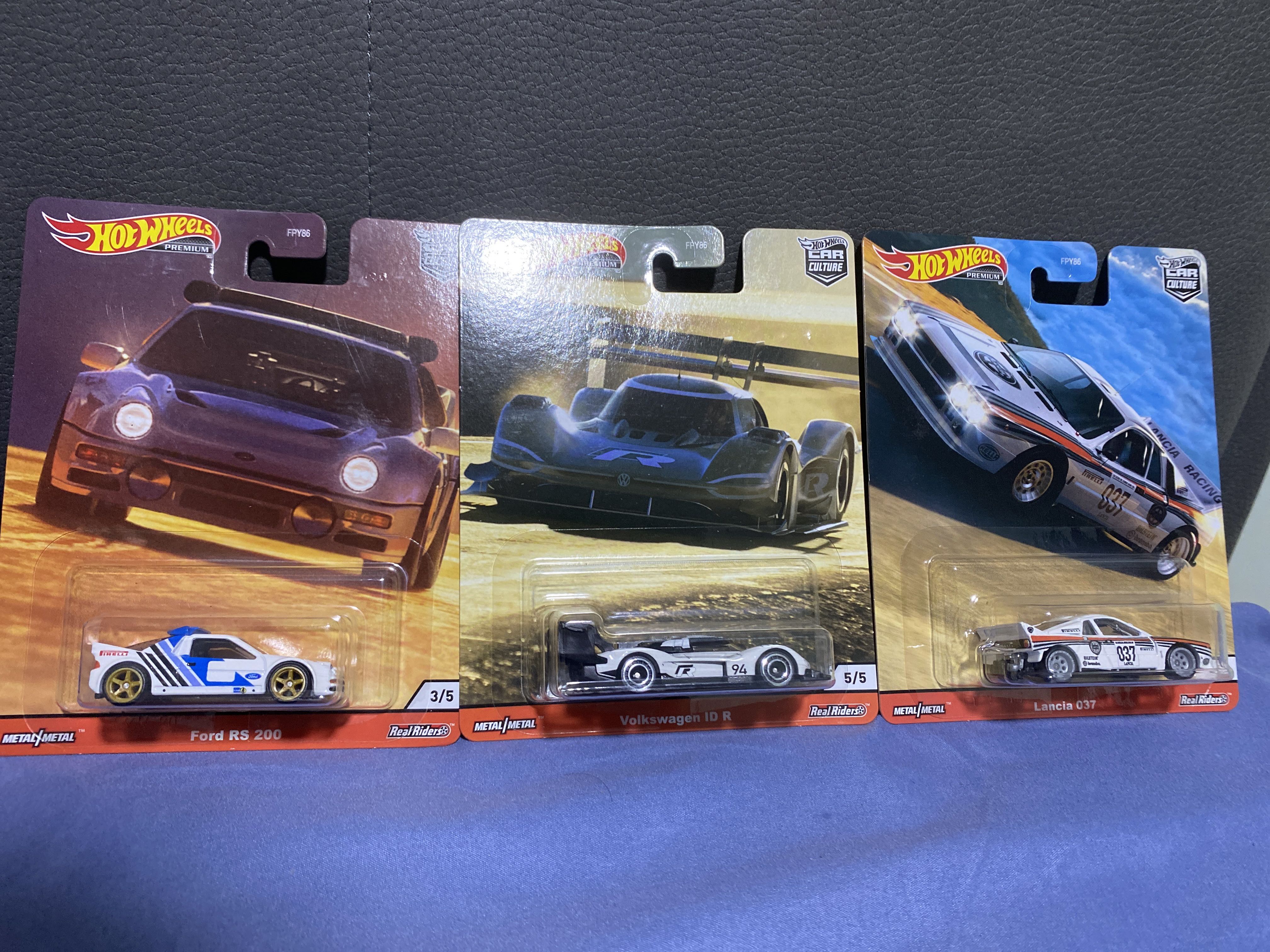 Hot Wheels Premium Thrill Climbers Hobbies Toys Toys Games On Carousell