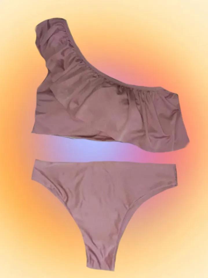 Pre Loved Piece Ruffled Bikini Swimsuit Women S Fashion Swimwear