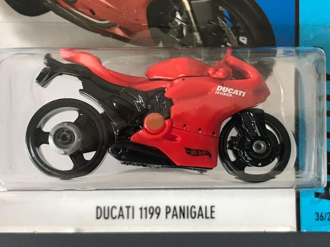 Hot Wheels Ducati 1199 Panigale Hobbies Toys Toys Games On Carousell
