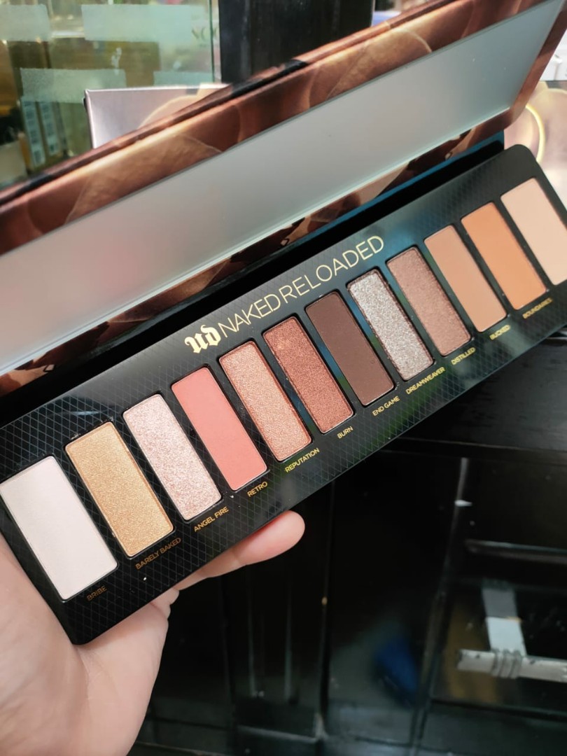 Urban Decay Naked Reloaded Eyeshadow Palette Kesehatan Kecantikan