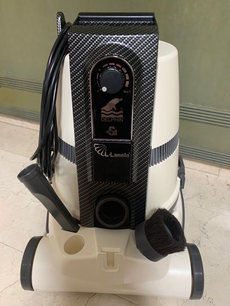 Delphin Lamella TV Home Appliances Vacuum Cleaner Housekeeping On