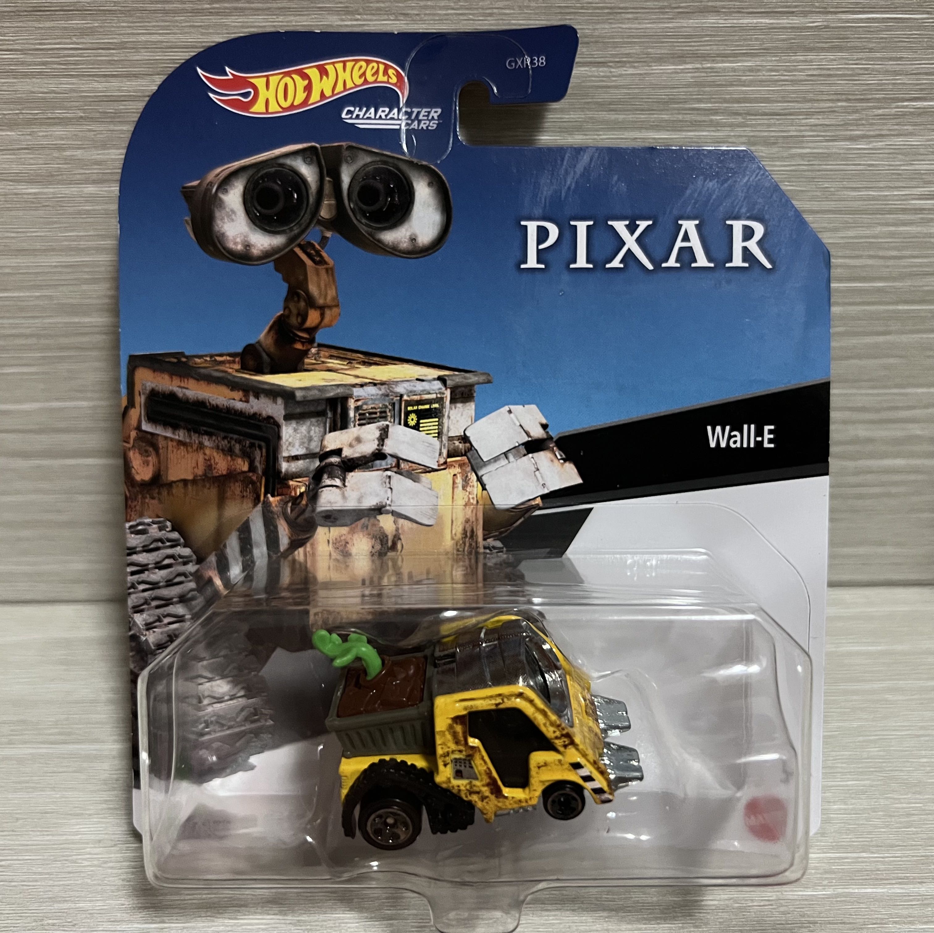 Hot Wheels Hotwheels CHARACTER CARS Disney PIXAR Wall E 興趣及遊戲 玩具 遊戲類 Carousell