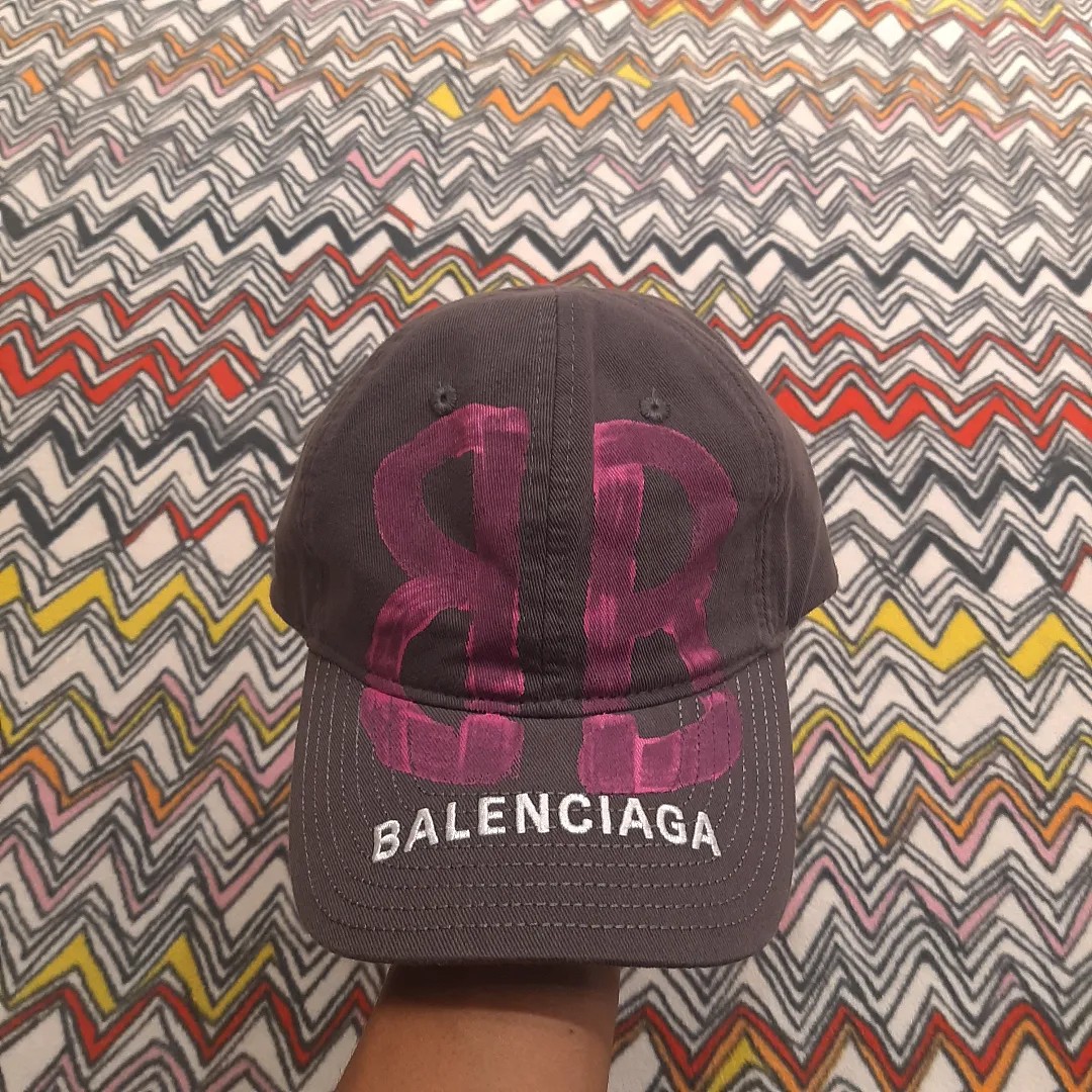 Balenciaga Fesyen Pria Aksesoris Topi Di Carousell