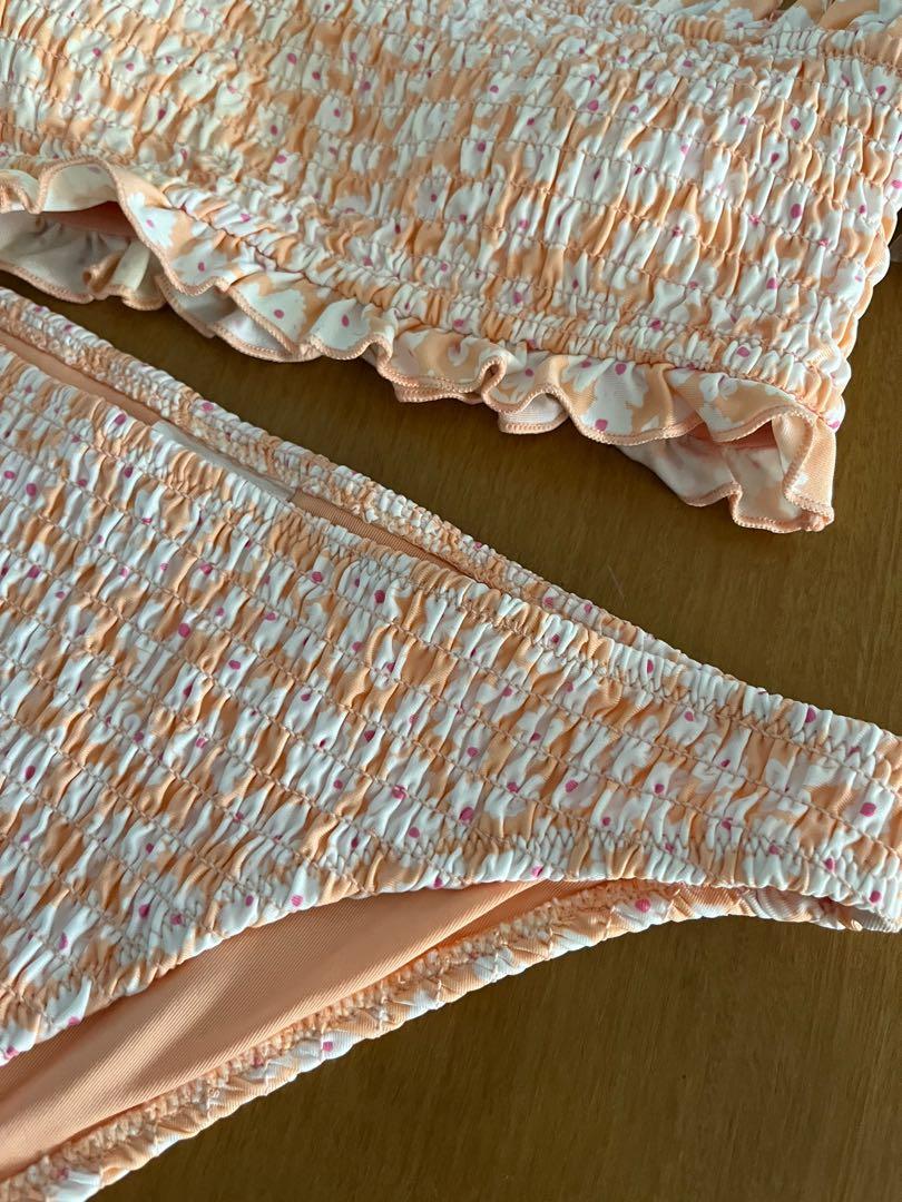 H M Two Piece Bikini Set Women S Fashion Swimwear Bikinis Swimsuits On Carousell