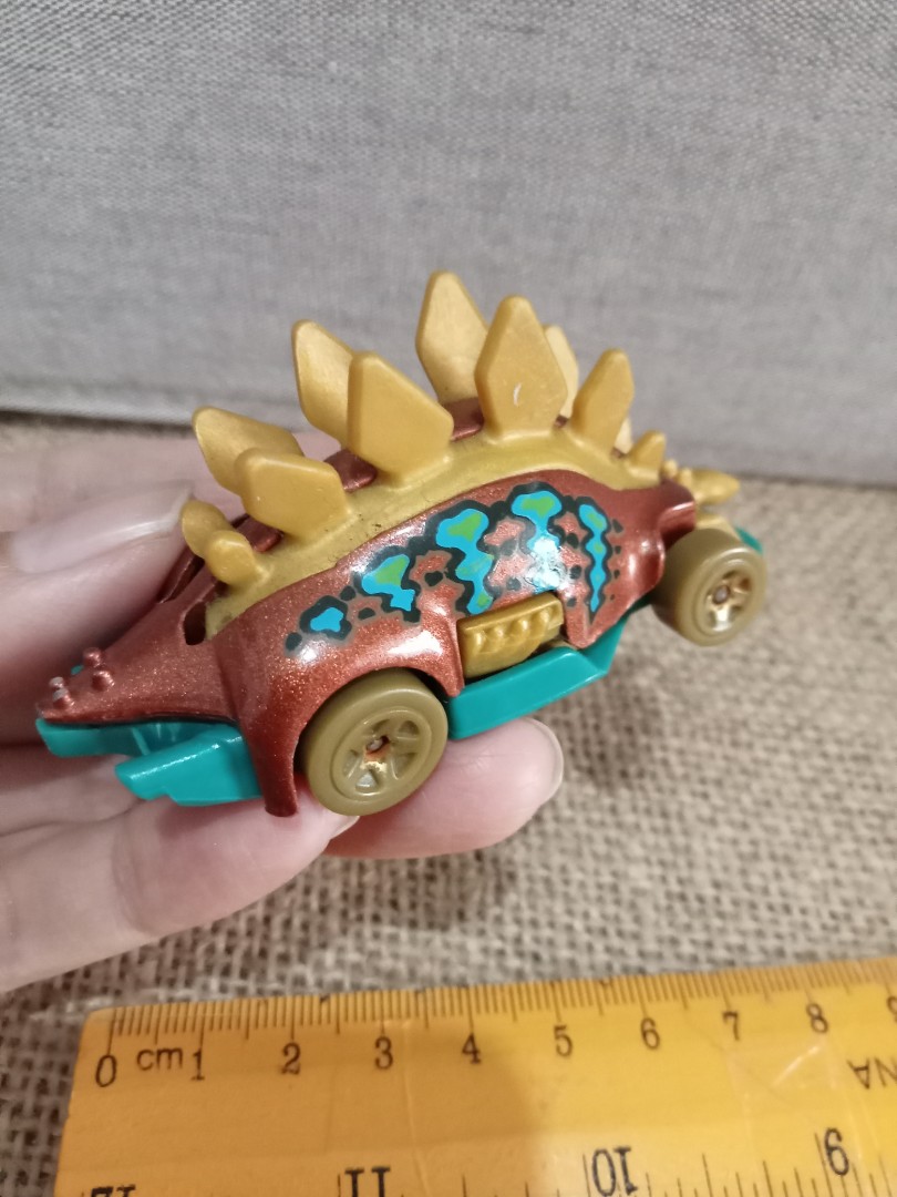 Mainan Mobil Dino Hot Wheels Toys Collectibles Mainan Di Carousell