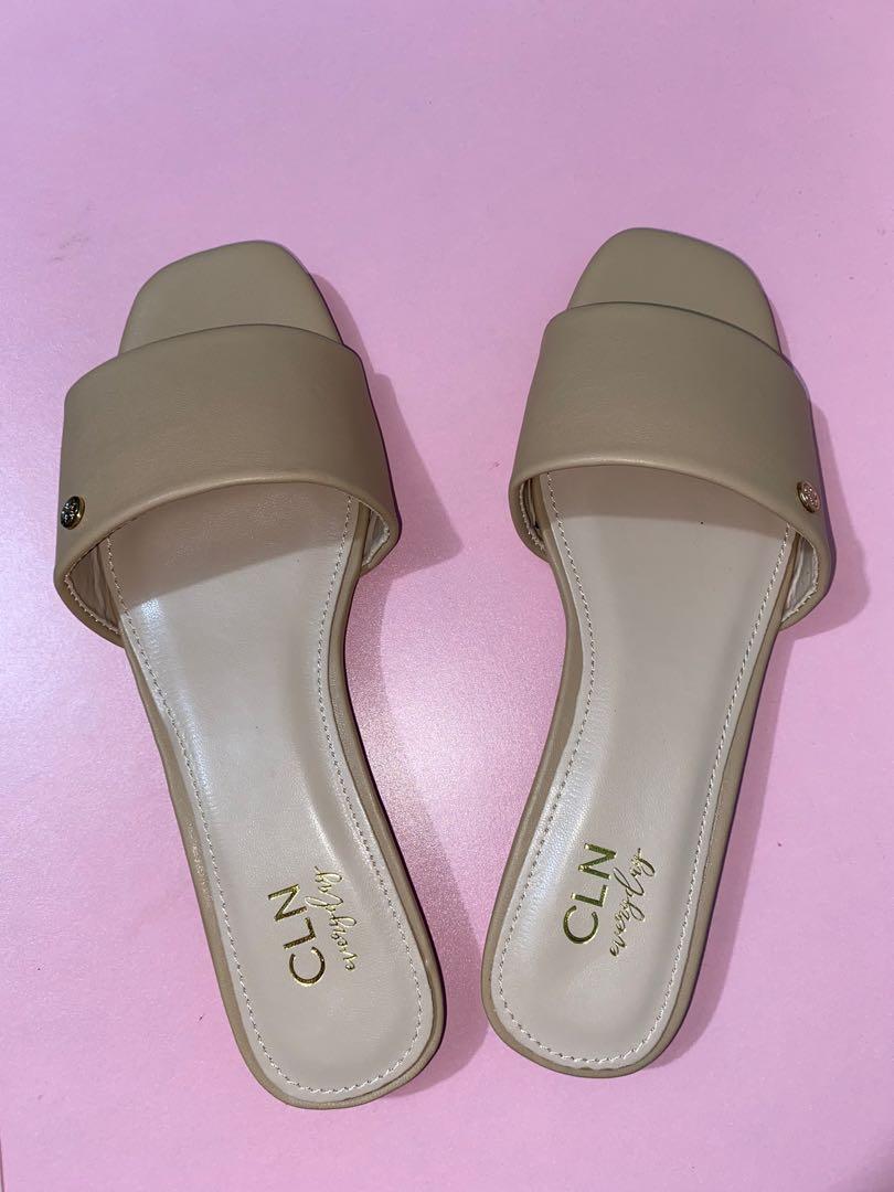 Cln Sandals Bridger Nude Women S Fashion Footwear Flats Sandals On