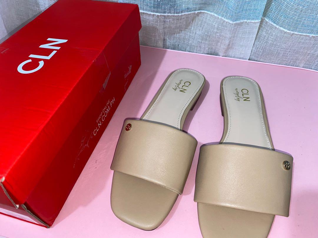 Cln Sandals Bridger Nude Women S Fashion Footwear Flats Sandals On
