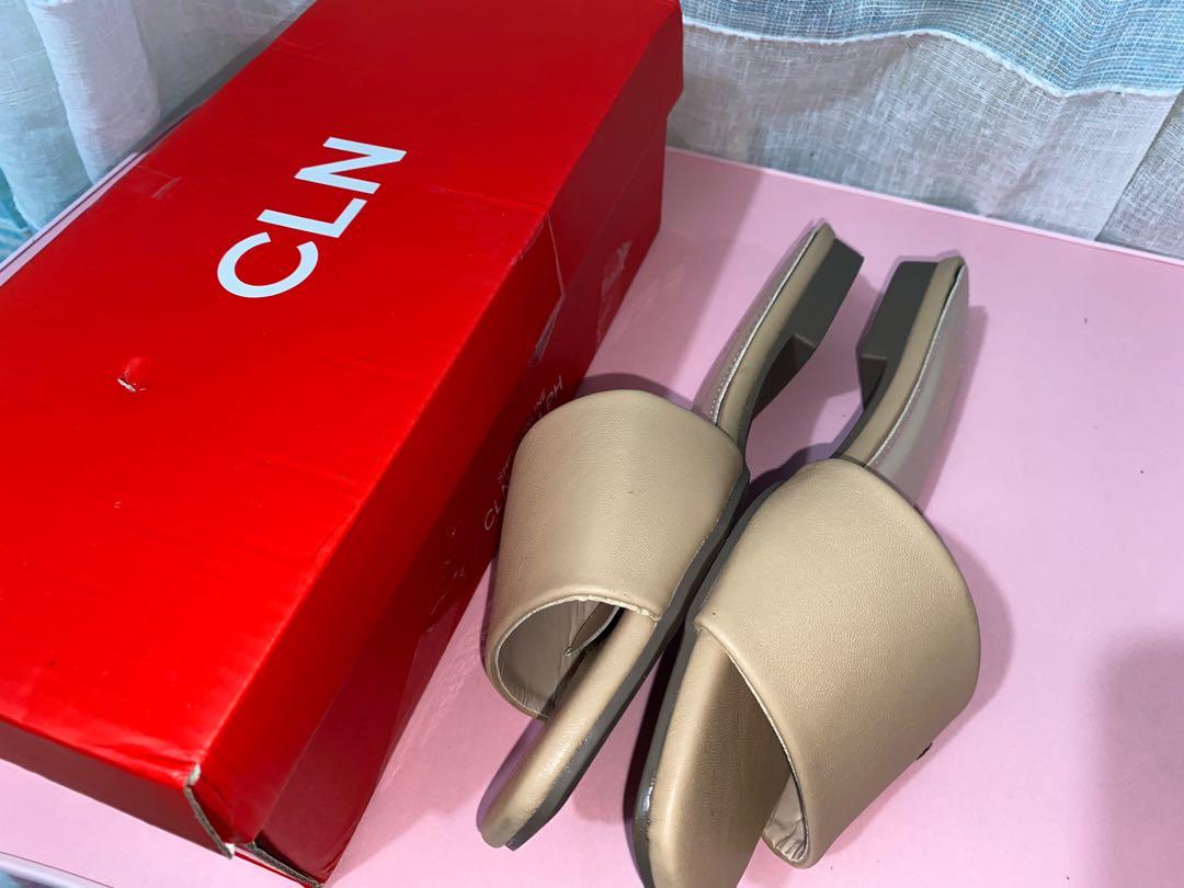 Cln Sandals Bridger Nude Women S Fashion Footwear Flats Sandals On