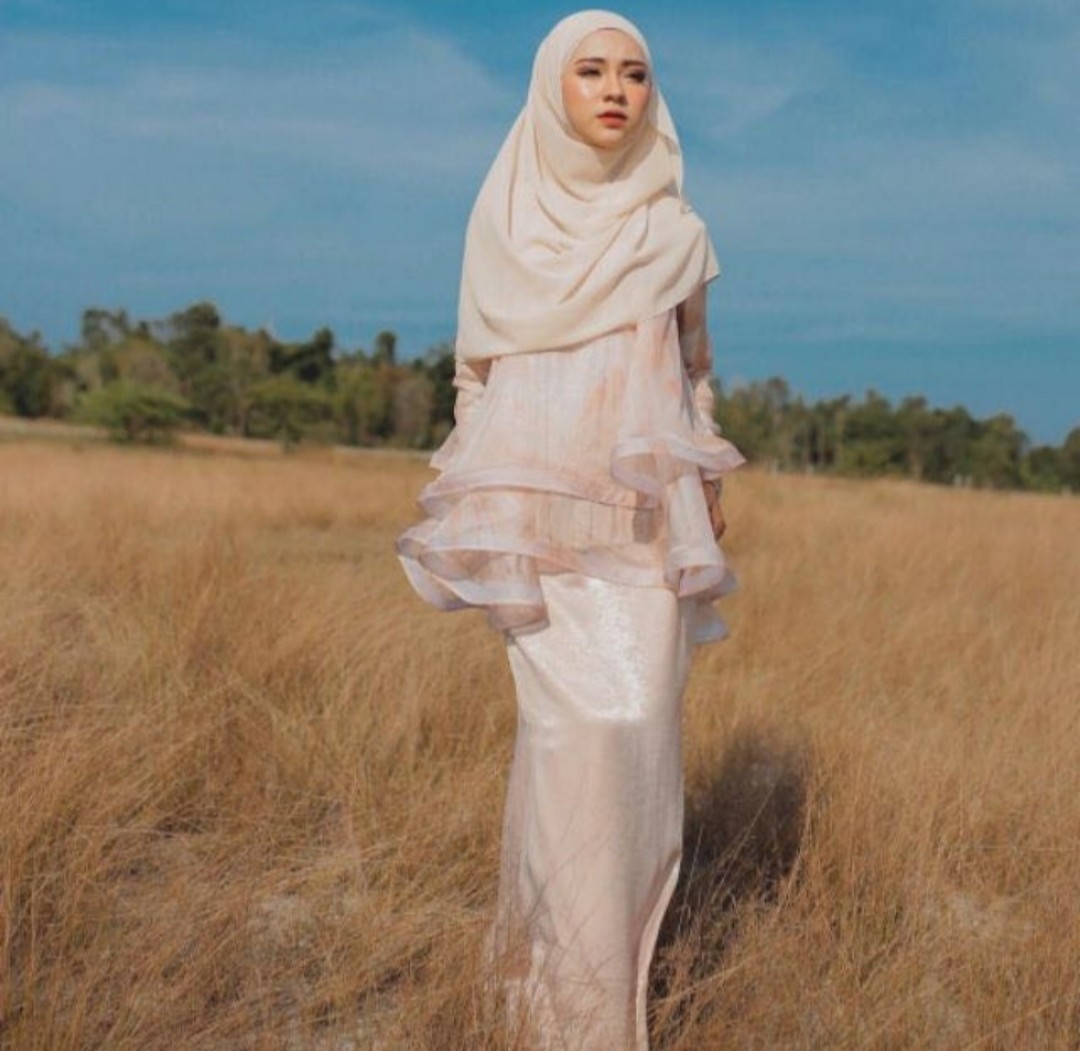 Hijabista Hub Cynthia Baju Kurung In Nude Women S Fashion Muslimah