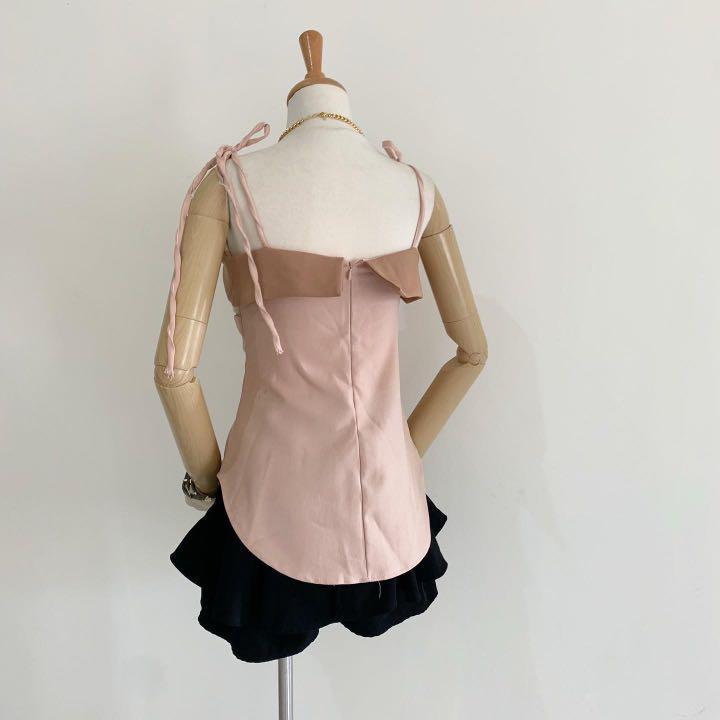 Nude Luxe Bustier Top Fesyen Wanita Pakaian Wanita Atasan Di Carousell