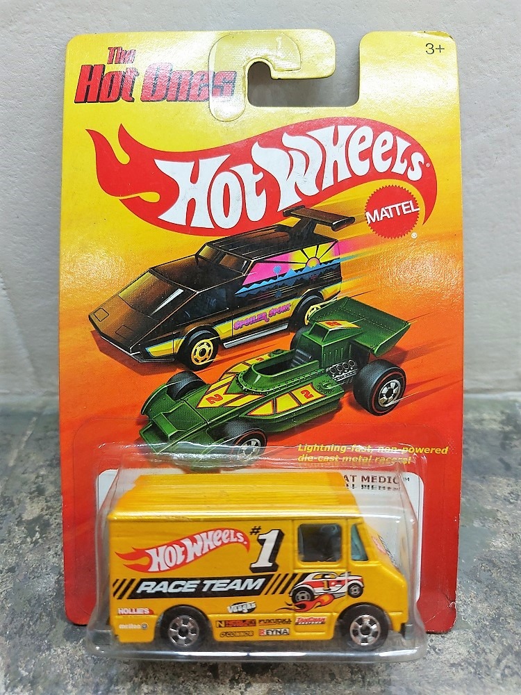 Combat Medic Hot Wheels The Hot Ones Series Hobbies Toys Toys Games On Carousell