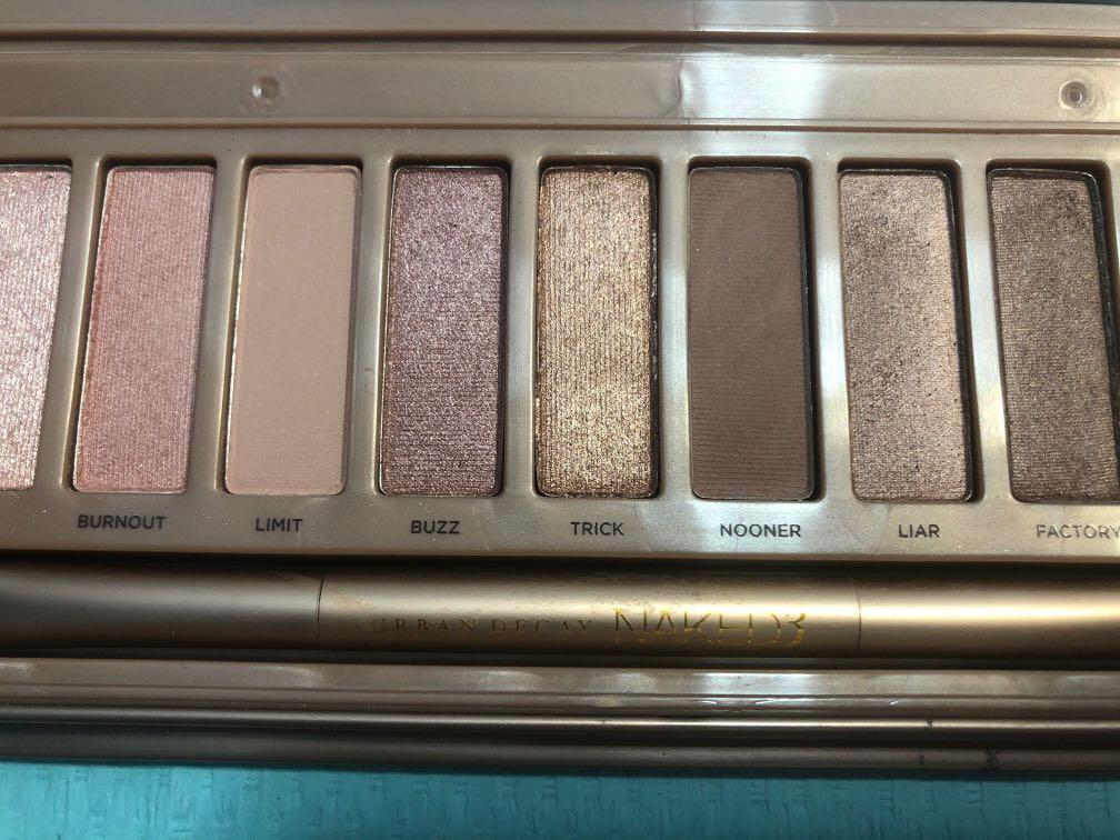 PRELOVED URBAN DECAY NAKED 3 Eyeshadow Pallete Beauty Personal Care