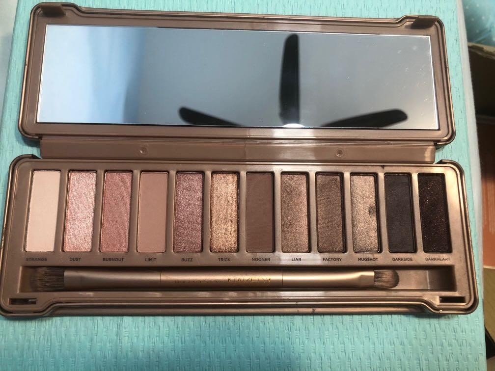 Preloved Urban Decay Naked Eyeshadow Pallete Beauty Personal Care